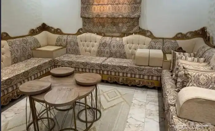 طقم كنب ملكي فخم 0