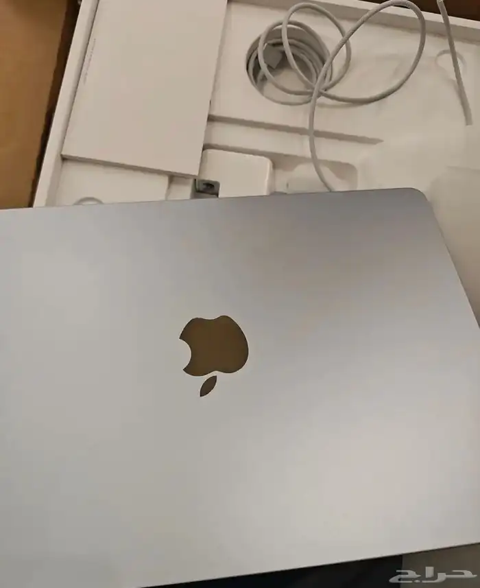 ماك بوك اير M4 آخر إصدار 0