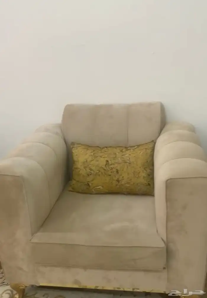 كنب للبيع ممتاز 0