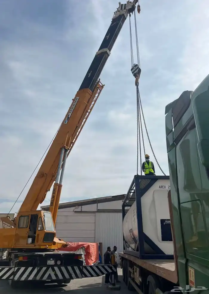 كرين ونش craneرافعه كرين ونش 200طن للاجار اليومي والشهري 1