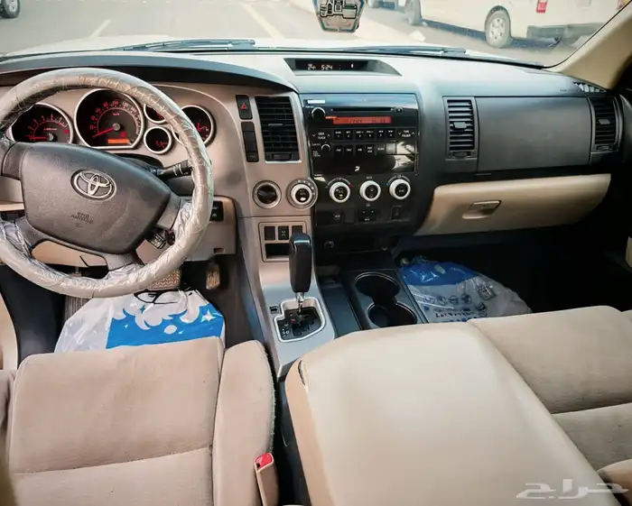 تويوتا سيكويا 2013 دبل ثلاجه 8