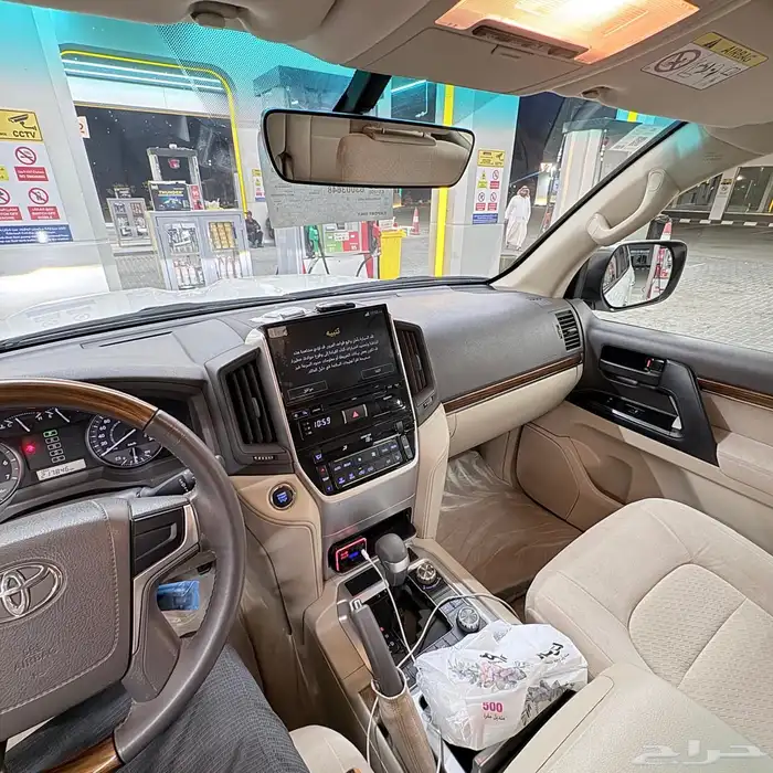 جيب لاندكروزر 2018 21