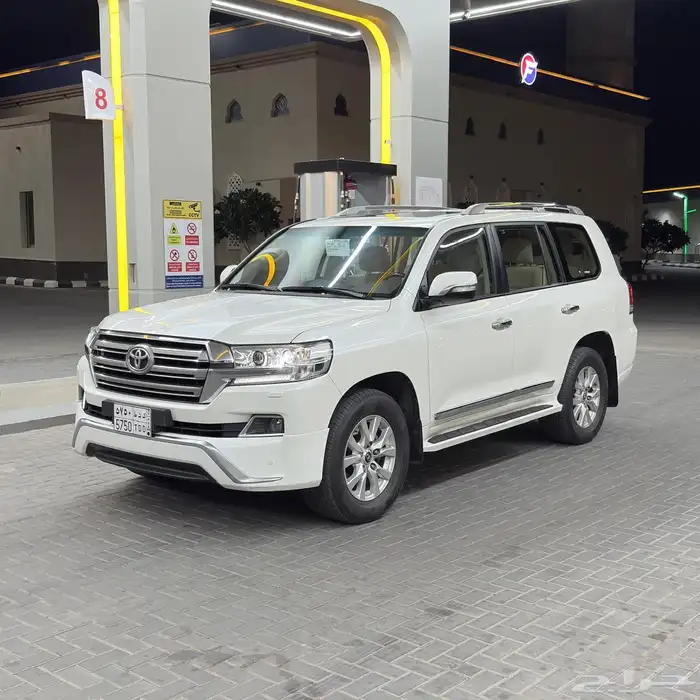 جيب لاندكروزر 2018 1