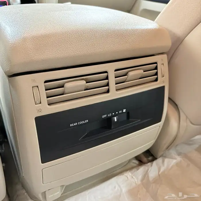 جيب لاندكروزر 2018 28