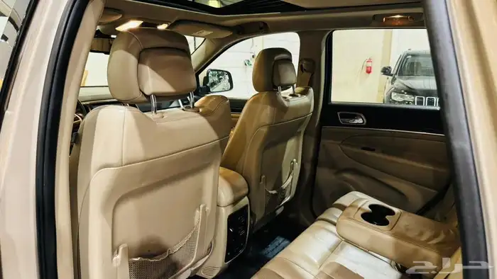 جراند شيروكي 2014 ليميتد ( عرض خاص ) 10