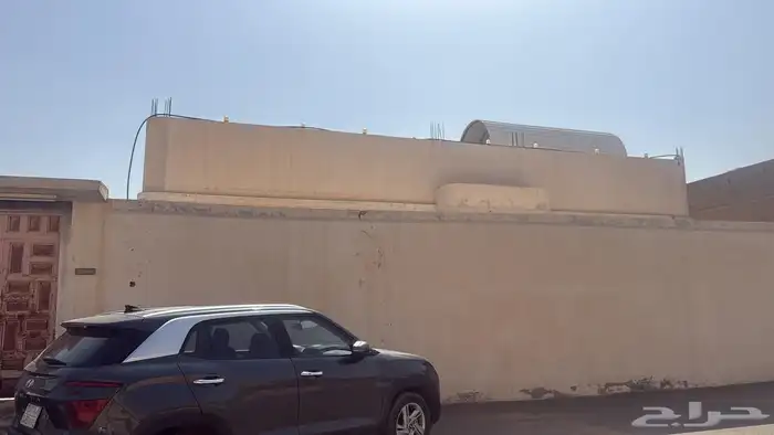 للبيع دور بحي الشقة بمساحة ( 880 متر ) بصكين 7