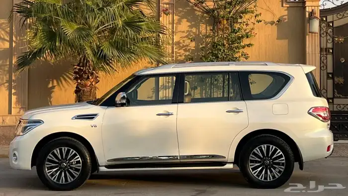 نيسان باترول بلاتينوم 2014 سعودي 4