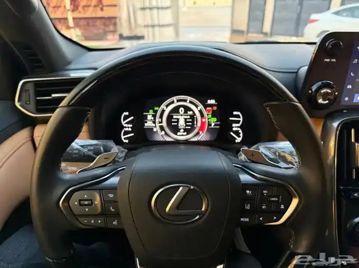 جيب لكزس تيتانيوم 2024 وارد الساير 4