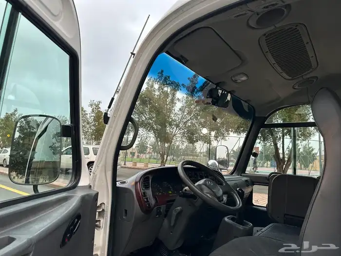 هونداي كونتي موديل 2016 سعودي قير عادي ديزل 10