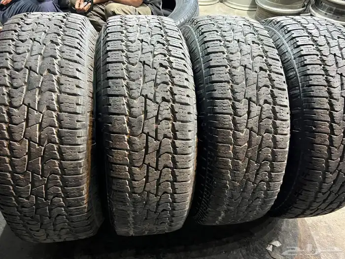 جنوط فيول 6 مسمار مع كفرات نانكنج وكاله مقاس 285 70 17 7