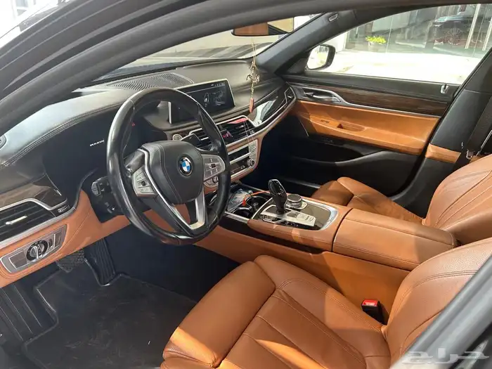 بي ام دبليو BMW فل كامل نظيفة جدا علي الشرط موديل 2020 9