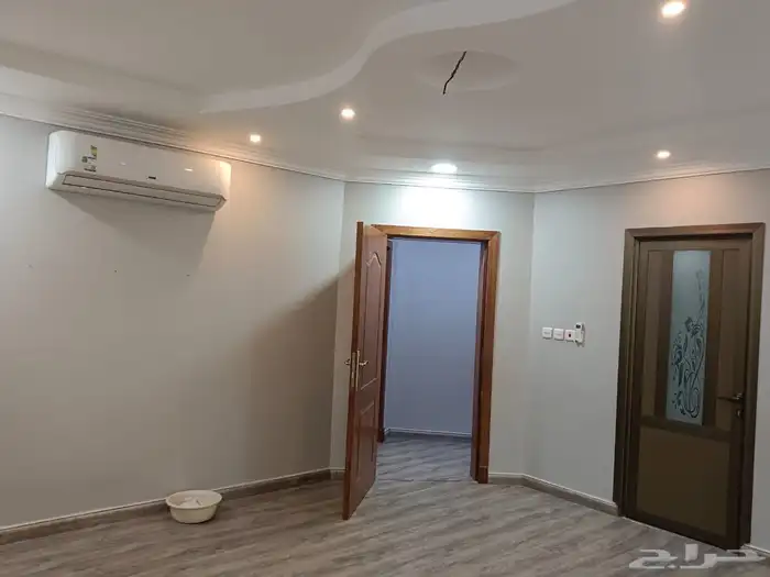 شقة للإيجار بسطح خاص في الفاخرية الدمام 2