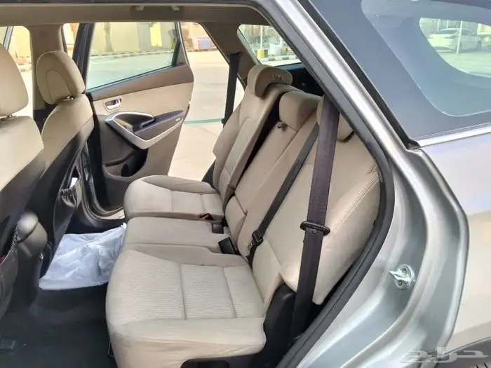 Hyundai grand santafai 2016 6