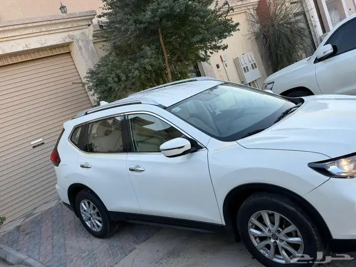 اكس تريل 2022 5 مقاعد 0