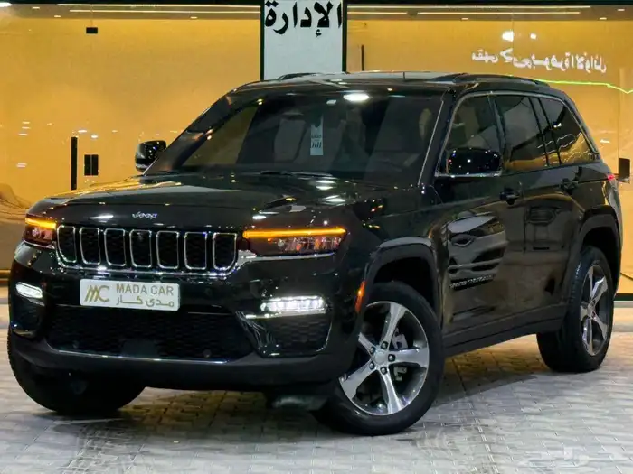 جيب - جراند شيروكي - لميتد بلس - 2023 - سعودي ( ممشى قليل ) 0