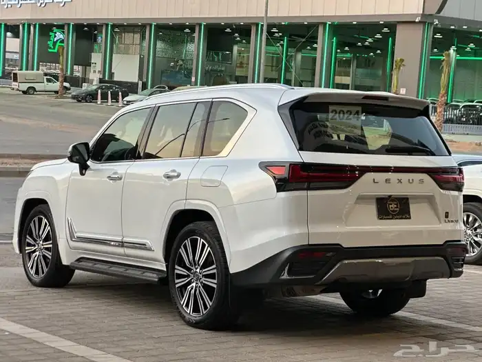 لكزس 2024 LX 3