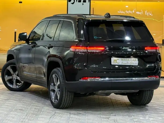 جيب - جراند شيروكي - لميتد بلس - 2023 - سعودي ( ممشى قليل ) 30