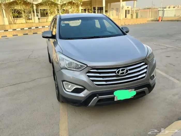Hyundai grand santafai 2016 1
