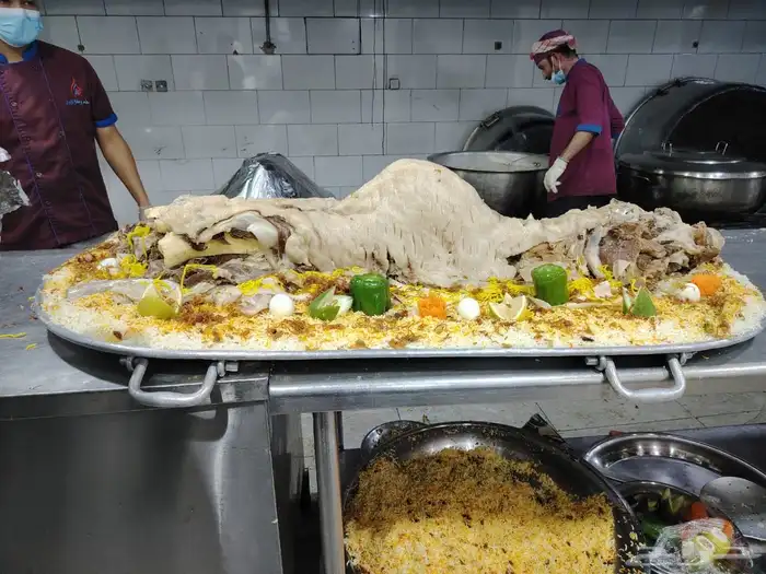 جذعان نعيم وحريات 1