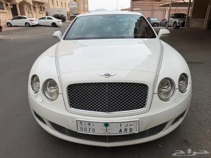 بنتلي فلاينج سبير 2013 سعودي ممشى قليل الحد 2