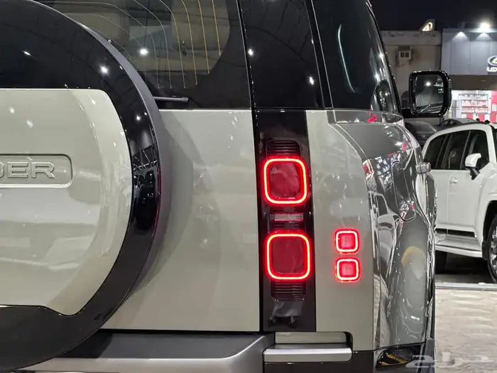 ديفندر SE موديل 2025 الناغي V4 ضمان وصيانه مجانا 5