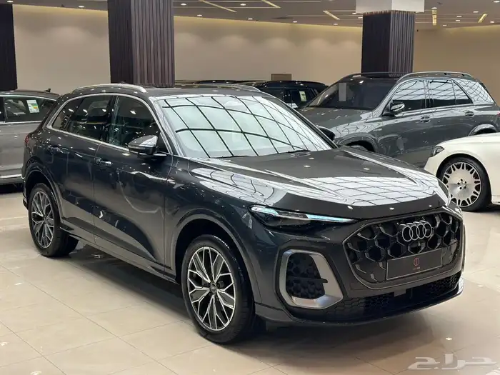 Audi Q5 S Line 2025 New 1