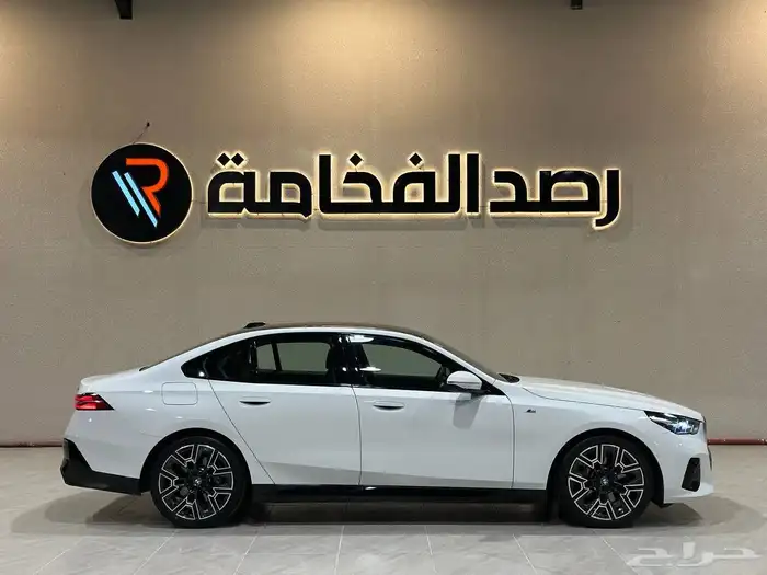بي ام دبليو 520i kit M 2025 . رصد الفخامة 11