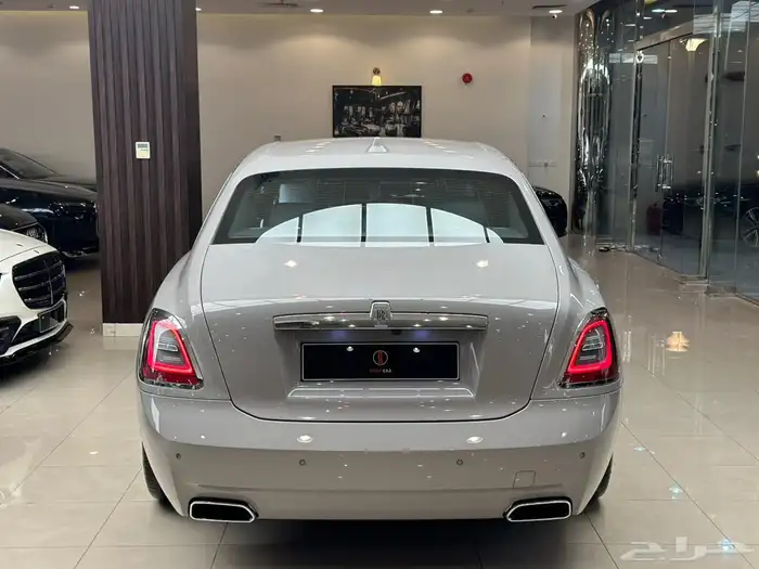 Rolls-Royce ghost 2023 3