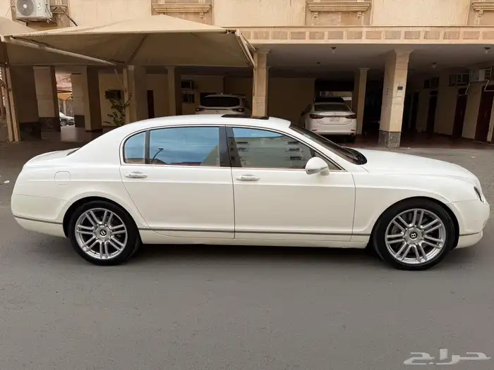 بنتلي فلاينج سبير 2013 سعودي ممشى قليل الحد 6