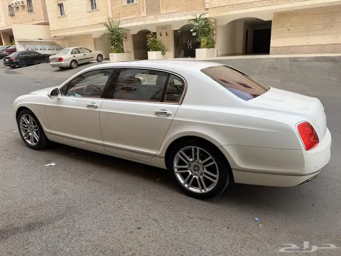 بنتلي فلاينج سبير 2013 سعودي ممشى قليل الحد 7