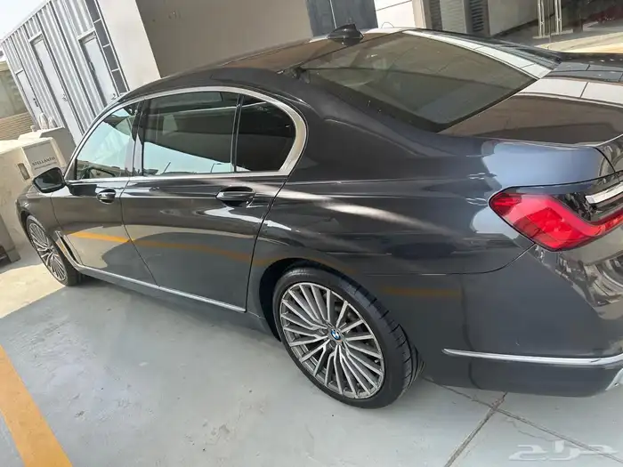 بي ام دبليو BMW فل كامل نظيفة جدا علي الشرط موديل 2020 1