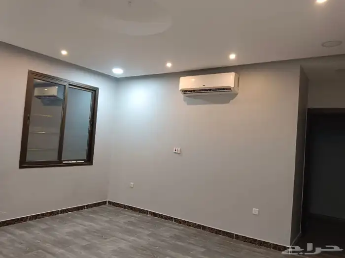 شقة للإيجار بسطح خاص في الفاخرية الدمام 9