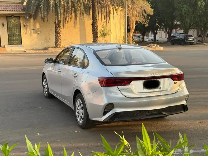 كيا سيراتو 2024 استاندر كالجديد 12