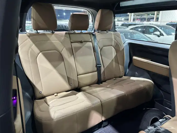 ديفندر SE موديل 2025 الناغي V4 ضمان وصيانه مجانا 11