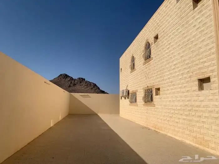 للايجار عمارة مخطط العيد بالحناكية 5