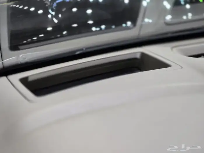 جينسس GV80 موديل 2023 بحالة الوكالة 25