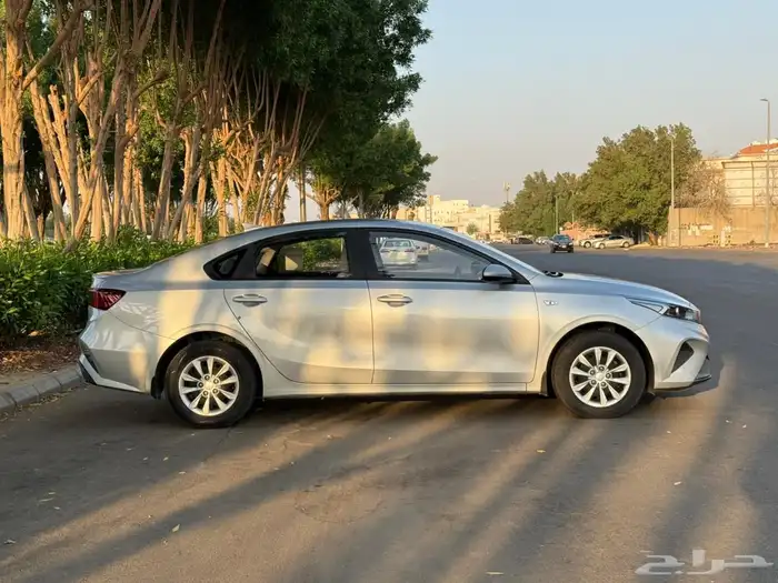 كيا سيراتو 2024 استاندر كالجديد 3