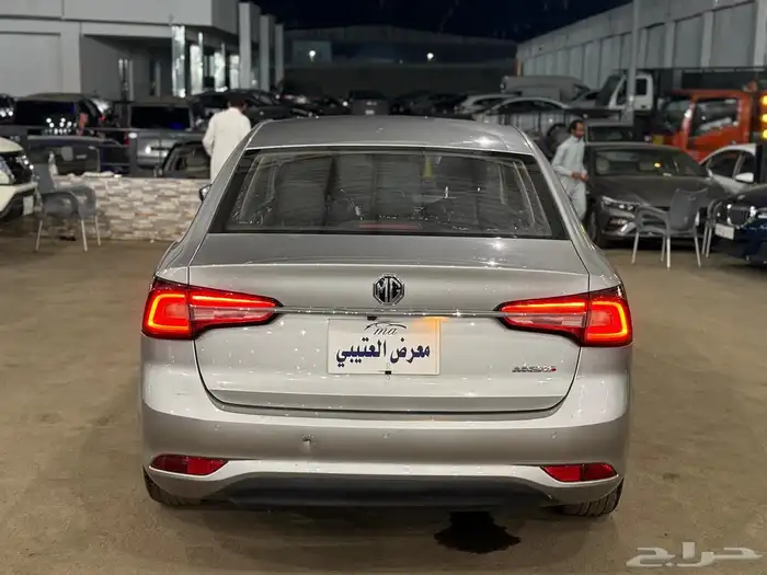 ام جي 5 MG 2023 نص فل 7