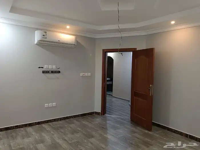 شقة للإيجار بسطح خاص في الفاخرية الدمام 1