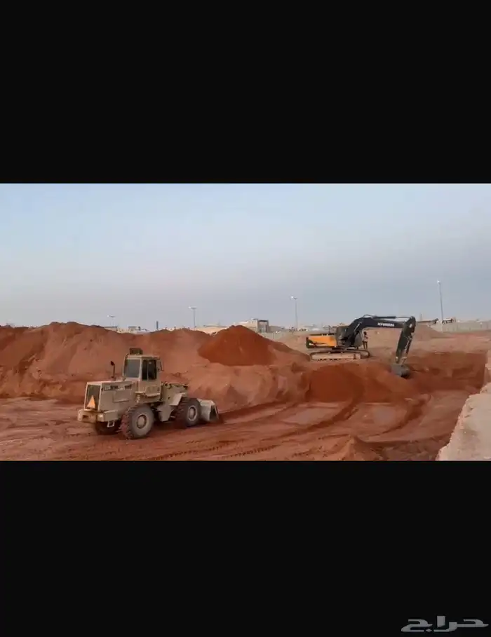 رمل احمر دفان ناتج حفر 0