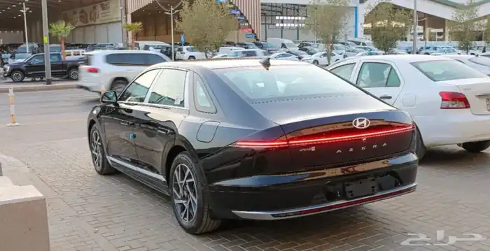 هيونداي أزيرا كلاسك 2026 3