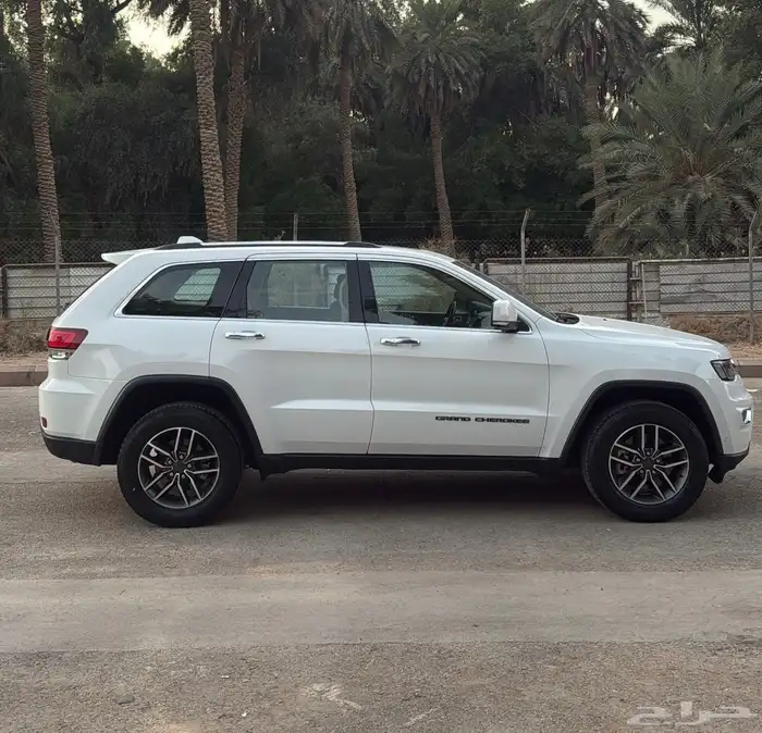 جراند شيروكي 6