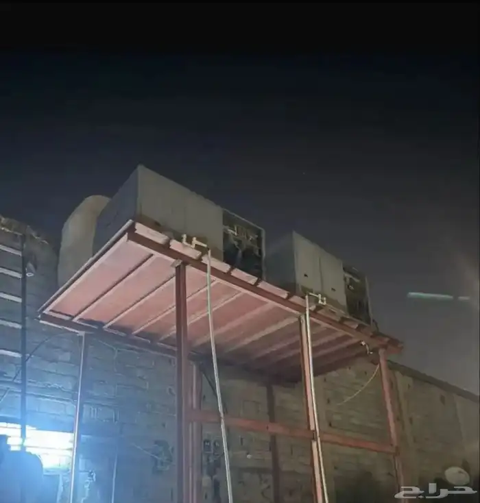 اثنين مكيفات 15 طن والثاني 10 طن 2