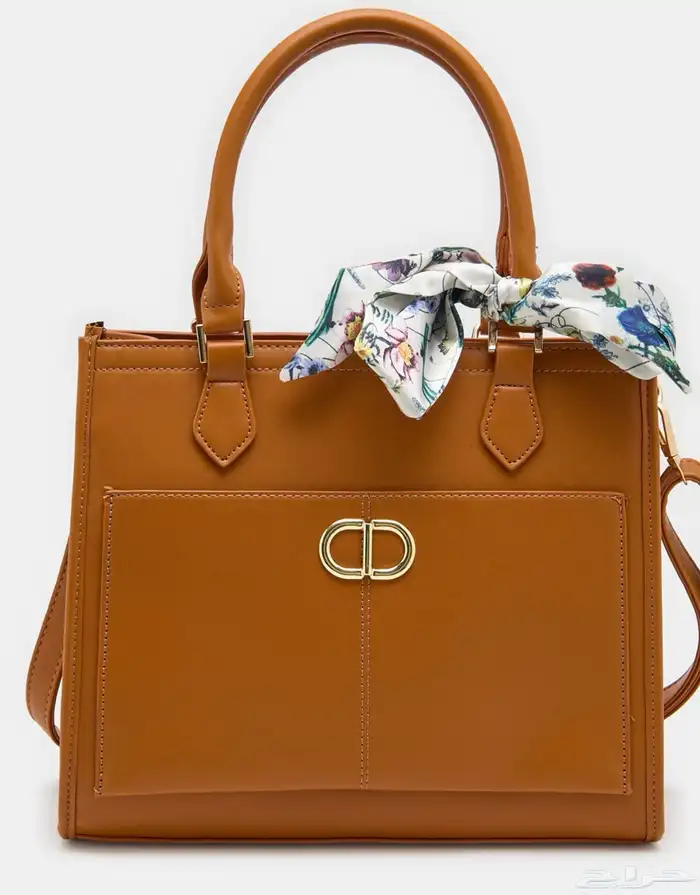 للبيع  حقيبة جديدة تمام ا 3