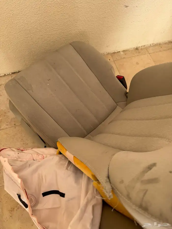 قطع تشليح مازدا للبيع 10