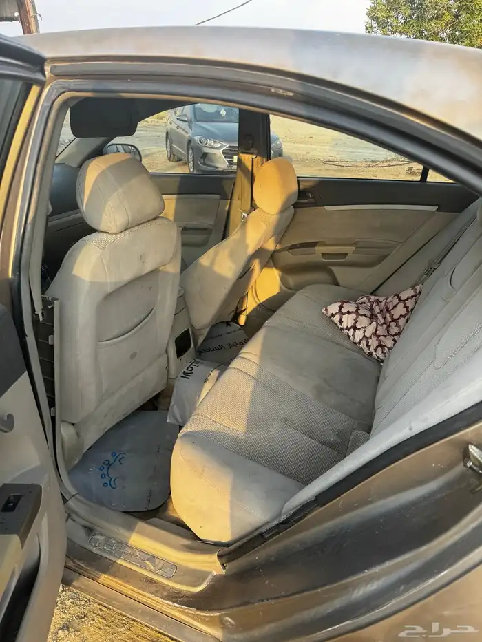 للبيع سيارة جيلي 2012 4