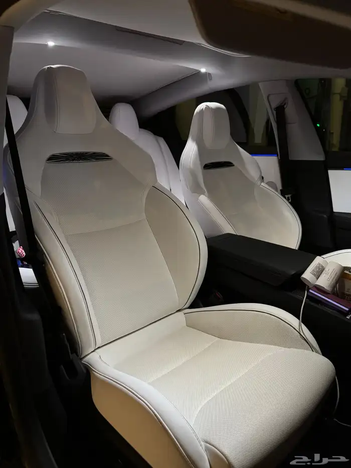 تسلا موديل 3 بيرفورمانس 2025 Tesla Model 3 Performance 9