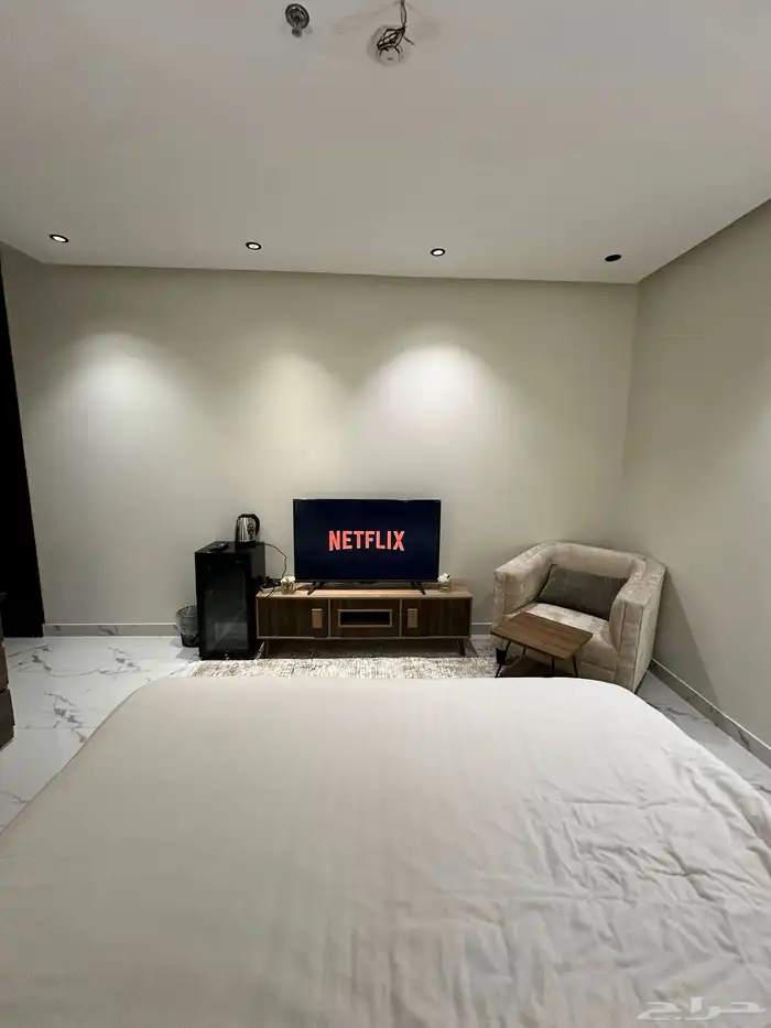 استديوا فندقي للايجار سنوي والشهري 1