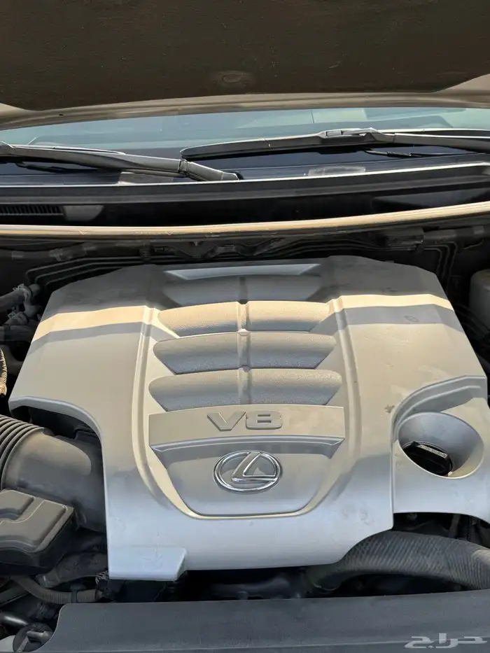 لكزس LX 2016 27
