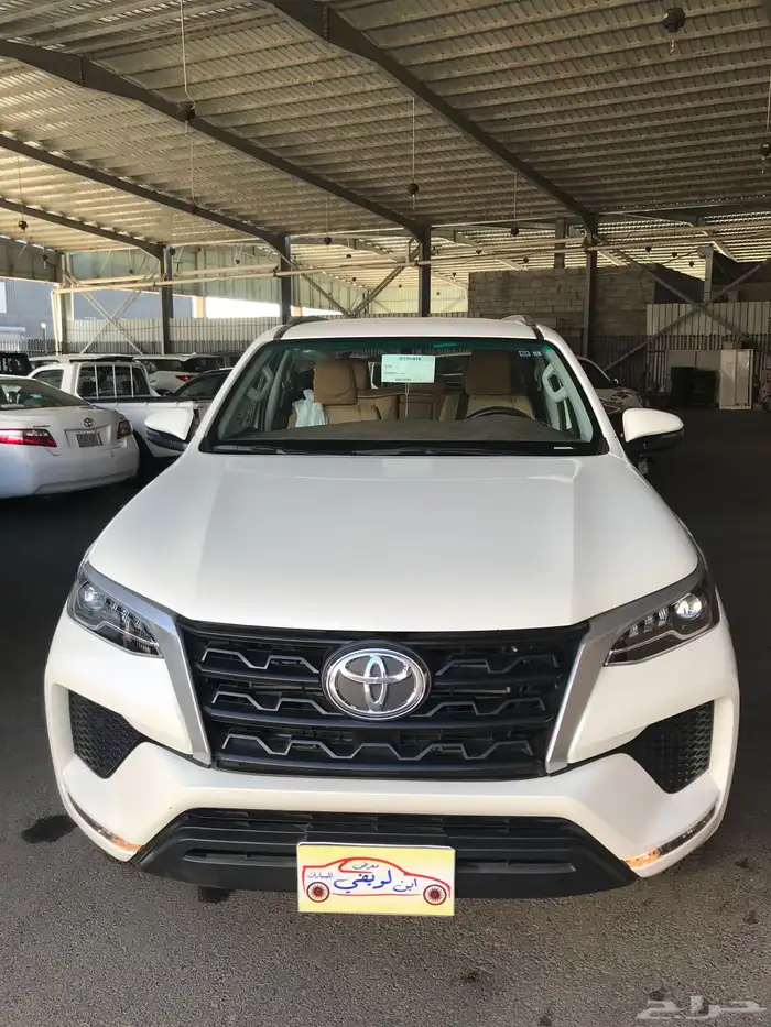 جيب فورتشنر ديزل 2400cc موديل 2022 0